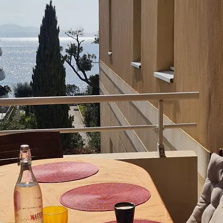 Apartment Charming T3 On The Seafront *